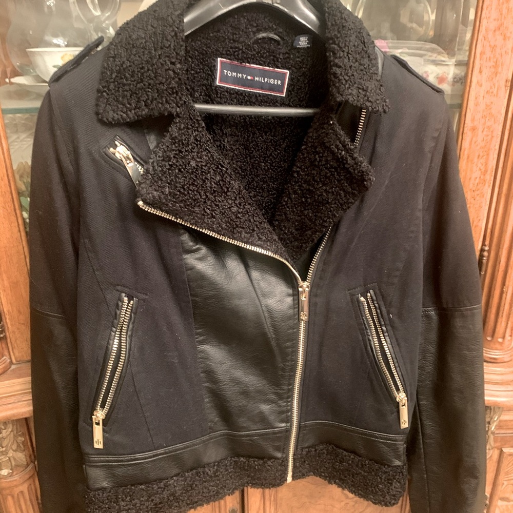 Never worn new no tags jacket black denim with leather & faux sherpa Gold zipper